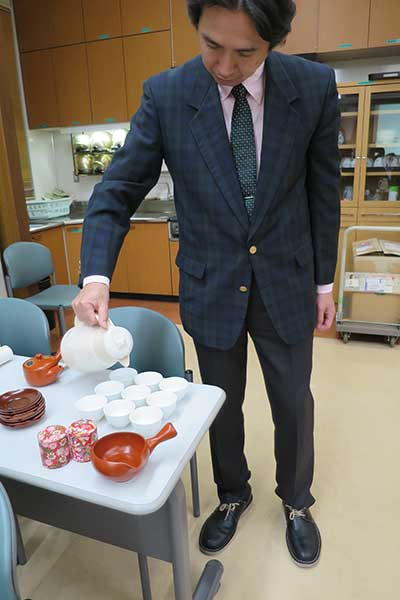 写真：津軽金山焼の急須