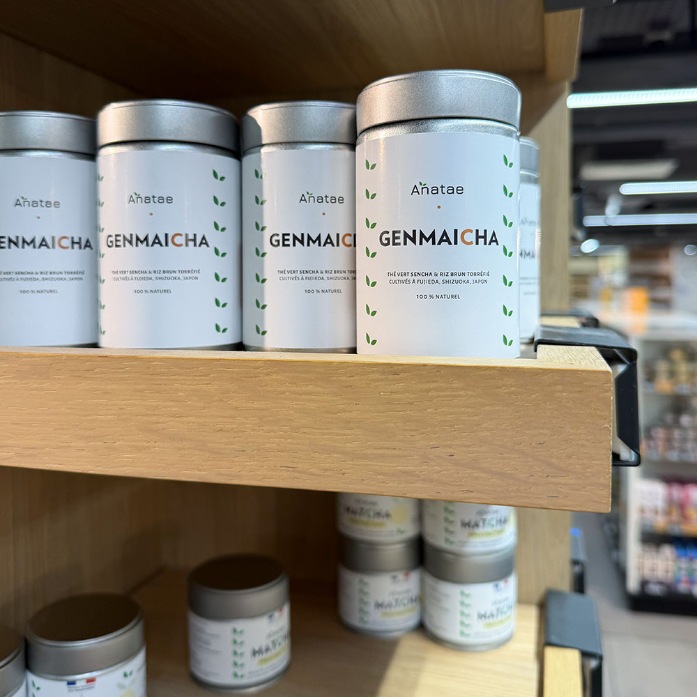 写真：玄米茶の缶