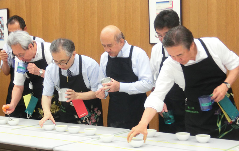 写真：審査の様子