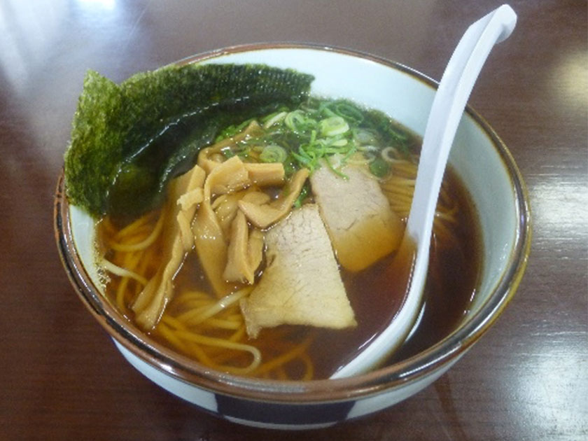 写真：温かいラーメン