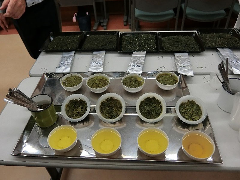 写真：講義で使用した茶の写真